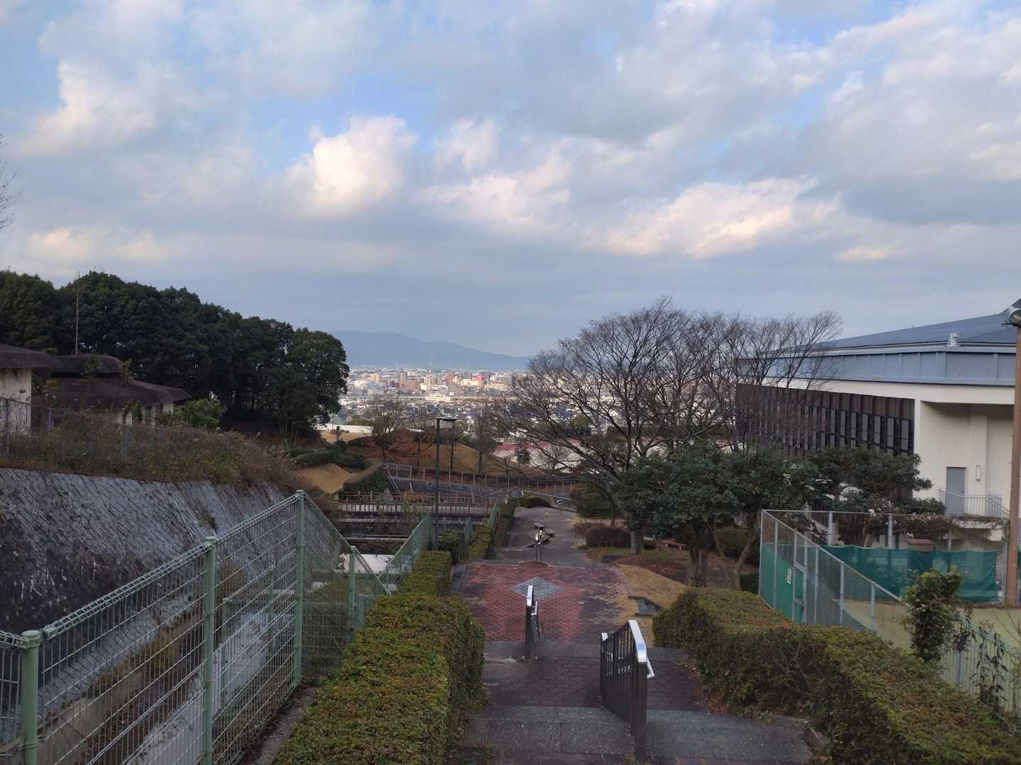 おりてきました。
帰りは登ってくる方がぼちぼちと