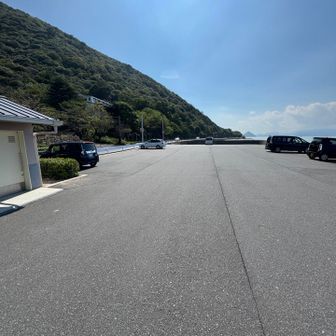 登山口前の駐車場🅿️
ジュースの自動販売機唯一あります。
