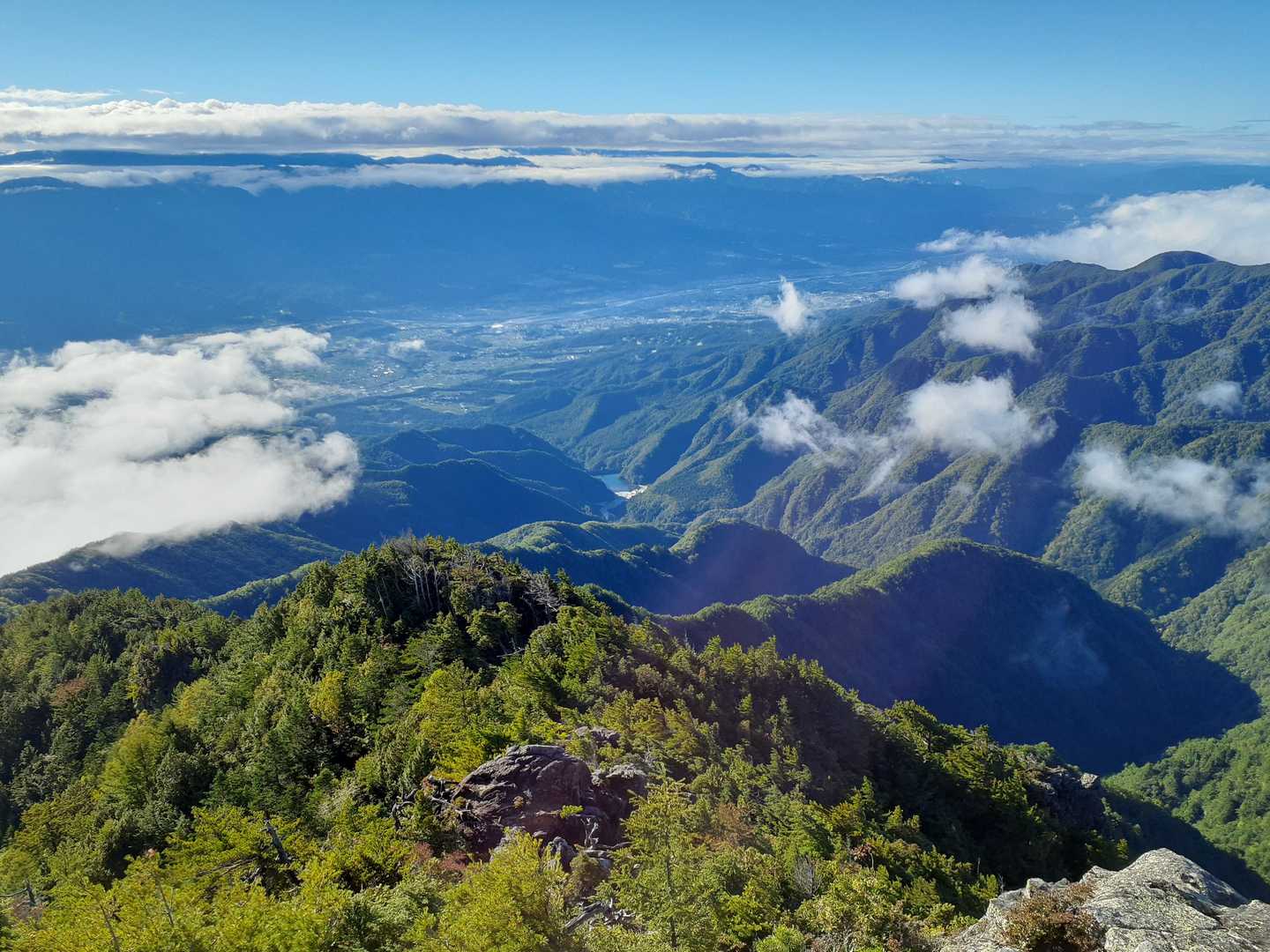 鳩打峠-小八郎岳-烏帽子岳-池ノ平山-念丈岳 周回コースの写真