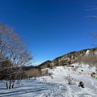 再び戻ってきました😃
たくさんの大人や子供もヒップソリで遊んでました🤣