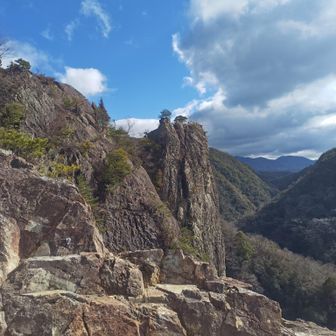青空でてきた〜えっ！組体操てか？😆平均年齢にしては出来たんじゃない？😂