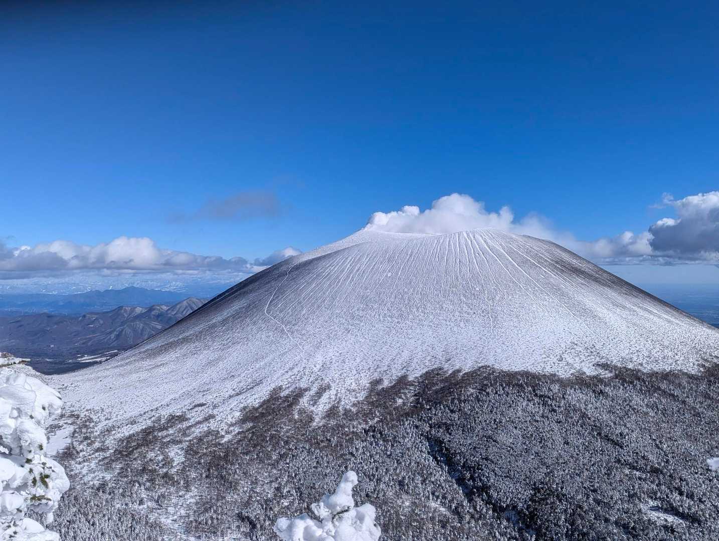 同じ写真ばっかり撮ってしまう😅
噴煙がさながらクリームのよう