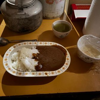 ３日目の朝、お世話になった三伏峠小屋ともお別れ
最後の食事🍛と思うと少し寂しい