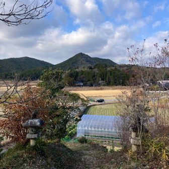 正面に車が見えてきた
来月納車が決まってるからあと一ヶ月もないけどまたお山へ行こう☺️