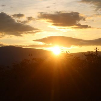 奥秩父山塊からの日の出🌄