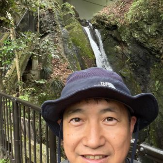 こちらは、双竜の滝🧐