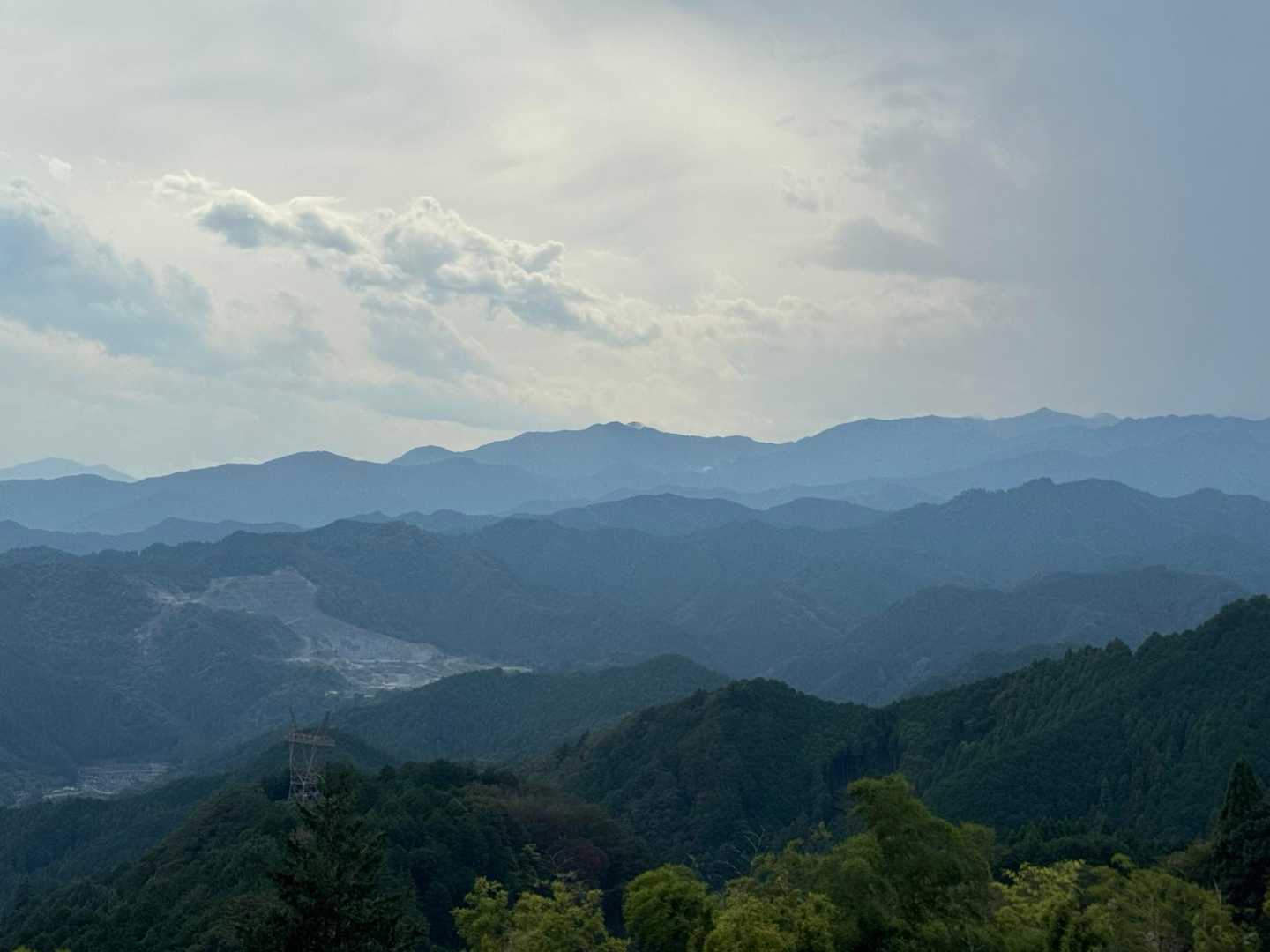 奥秩父•奥多摩 の山々
雲が無ければ富士山🗻も
