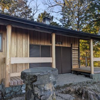 霧藻ヶ峰の小屋