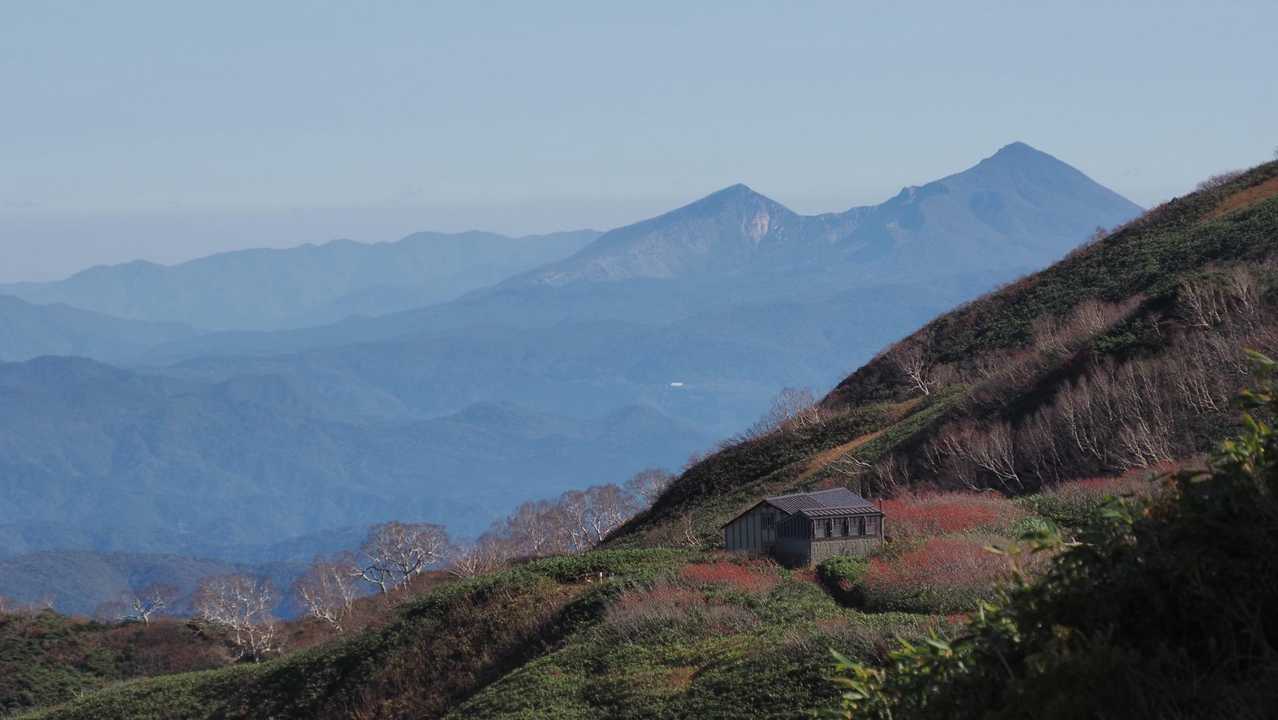 飯豊山、晩秋の稜線テン泊 の写真 19