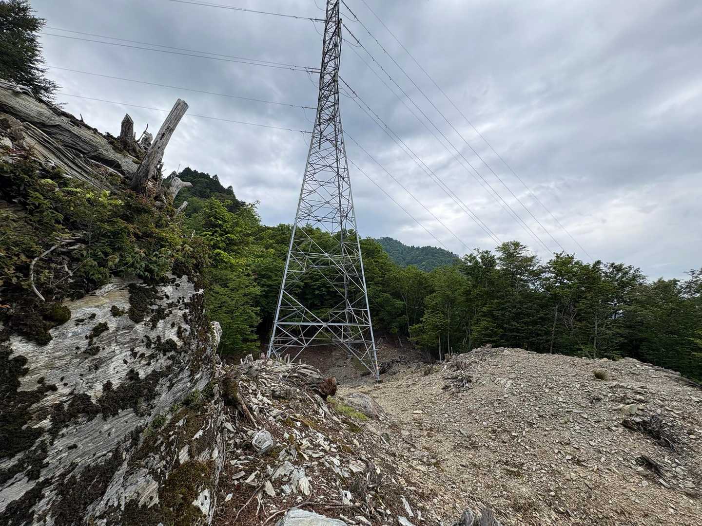 鉄塔