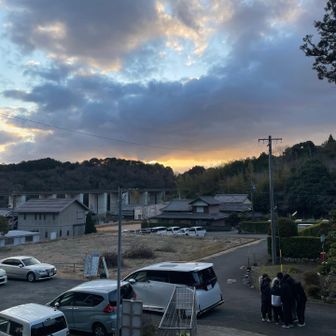 無事に下山、ありがとうございました🙏

さぁ新しい一年の始まりです。
みなさん、今年もよろしくお願いいたします🤗