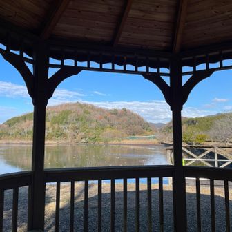 平の沢池で昼休憩🍞