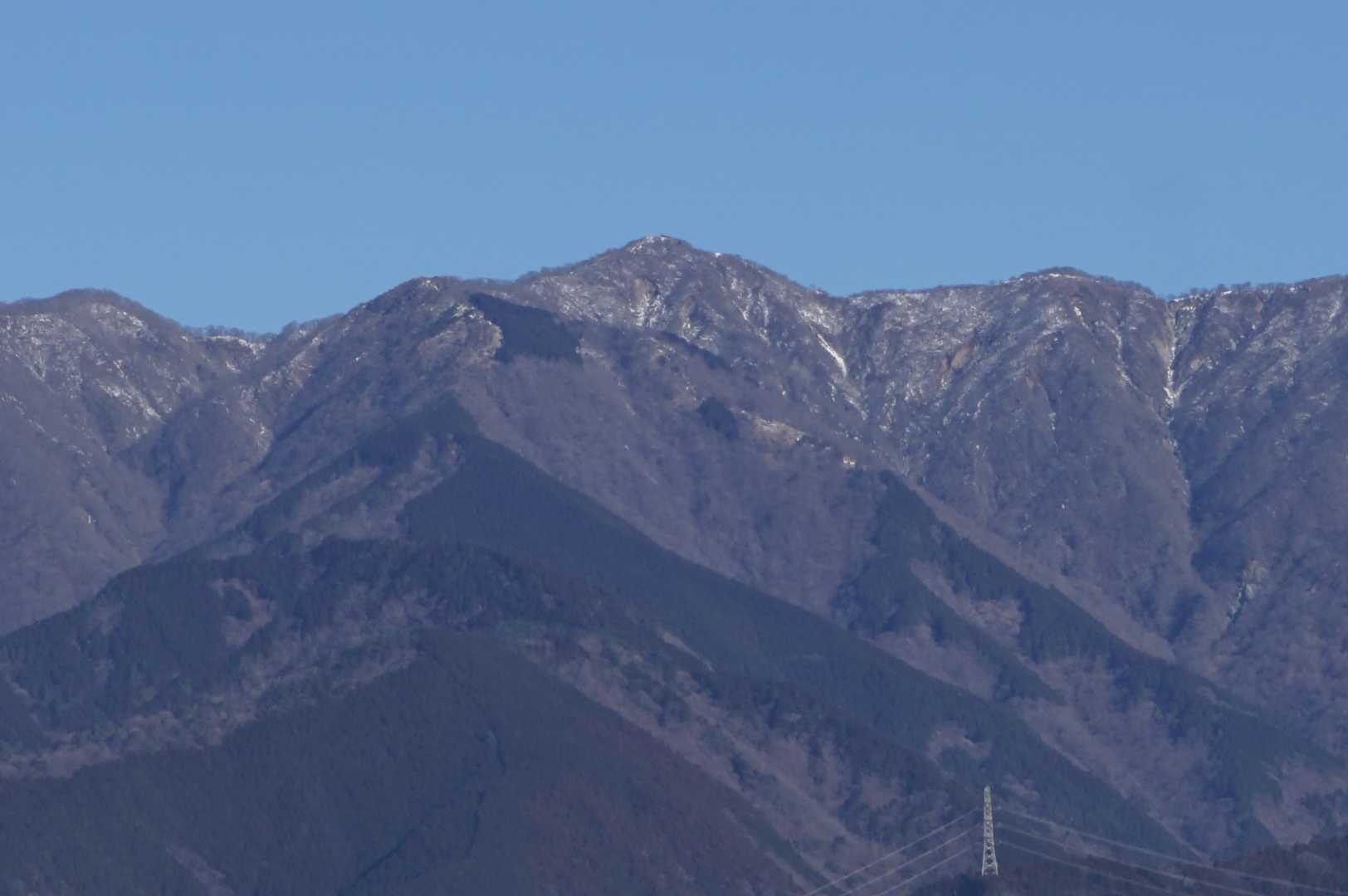 目の前に大倉尾根が見えるね