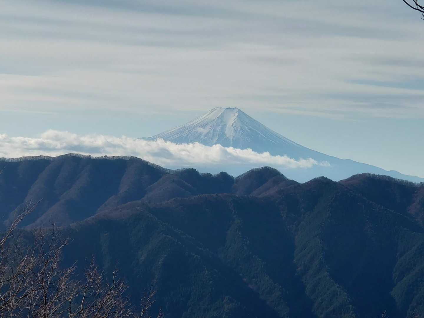 富士山もすっとついてくる