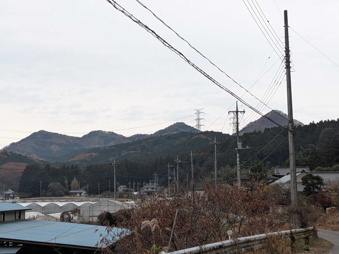 子どものもり公園登山口-本山-飯盛山-高舘山-黒戸山-中徳 周回コースの写真