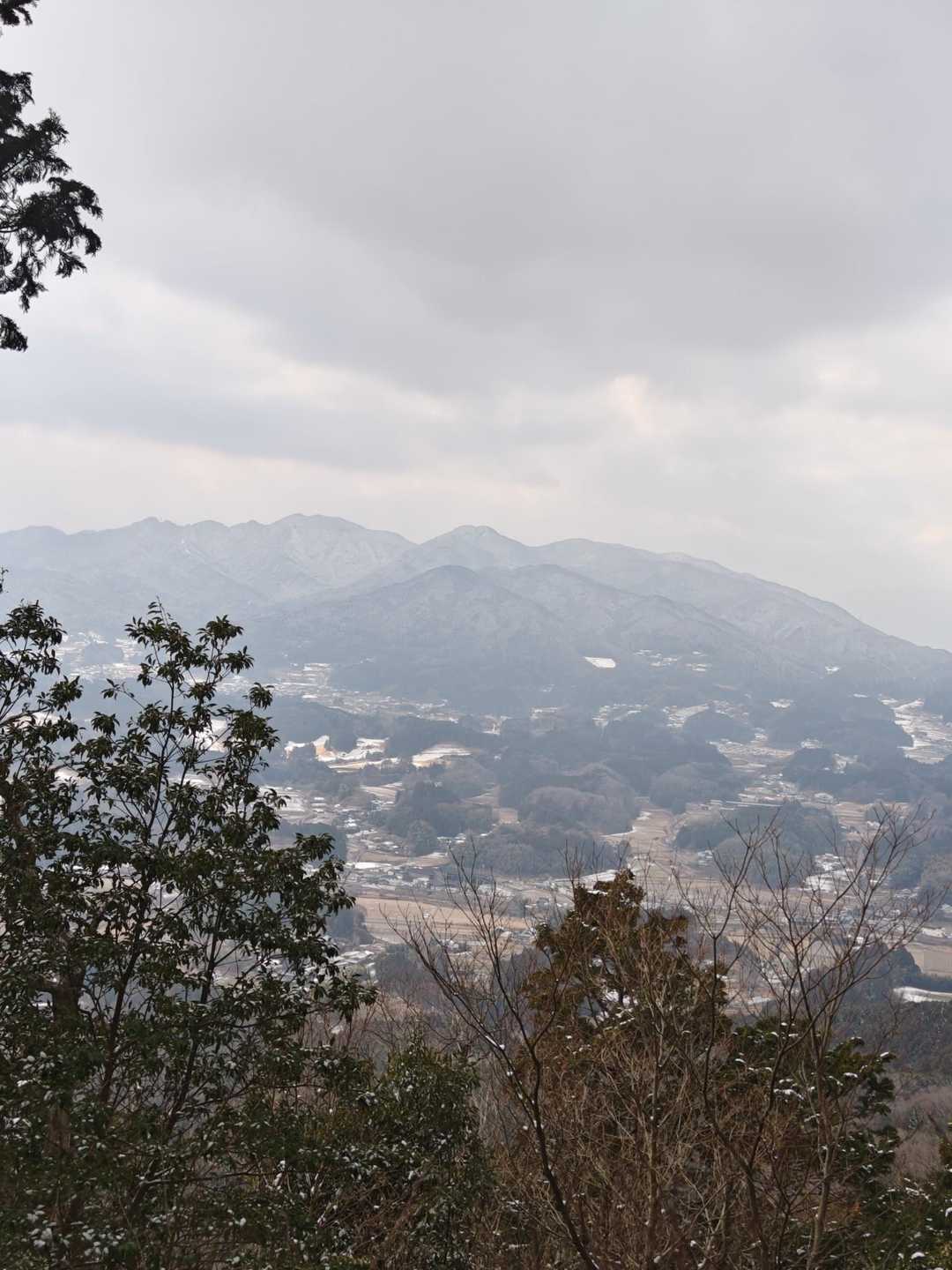 伊那佐山-井足岳 縦走コースの写真