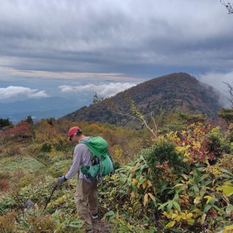 飯縄山へ戻ります。