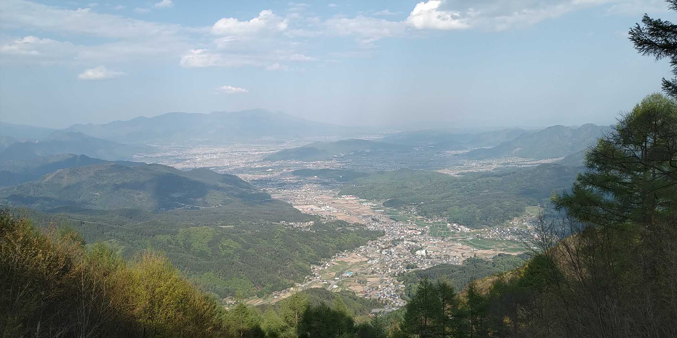 青木の市街地