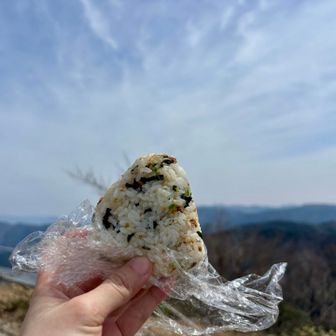 おむすびと喜びを噛みしめる
岩場楽しかったな
一の鎖はまたリベンジしたいなとか考えながら完食