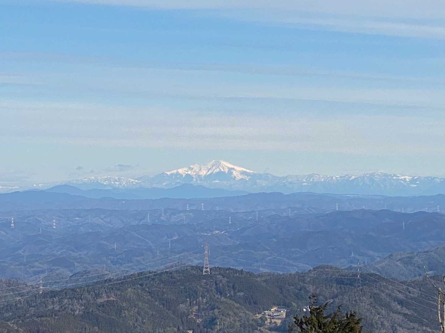 炮烙山展望台から望む、
日本百名山の御嶽山🏔（標高3,067m）