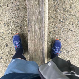 跨る