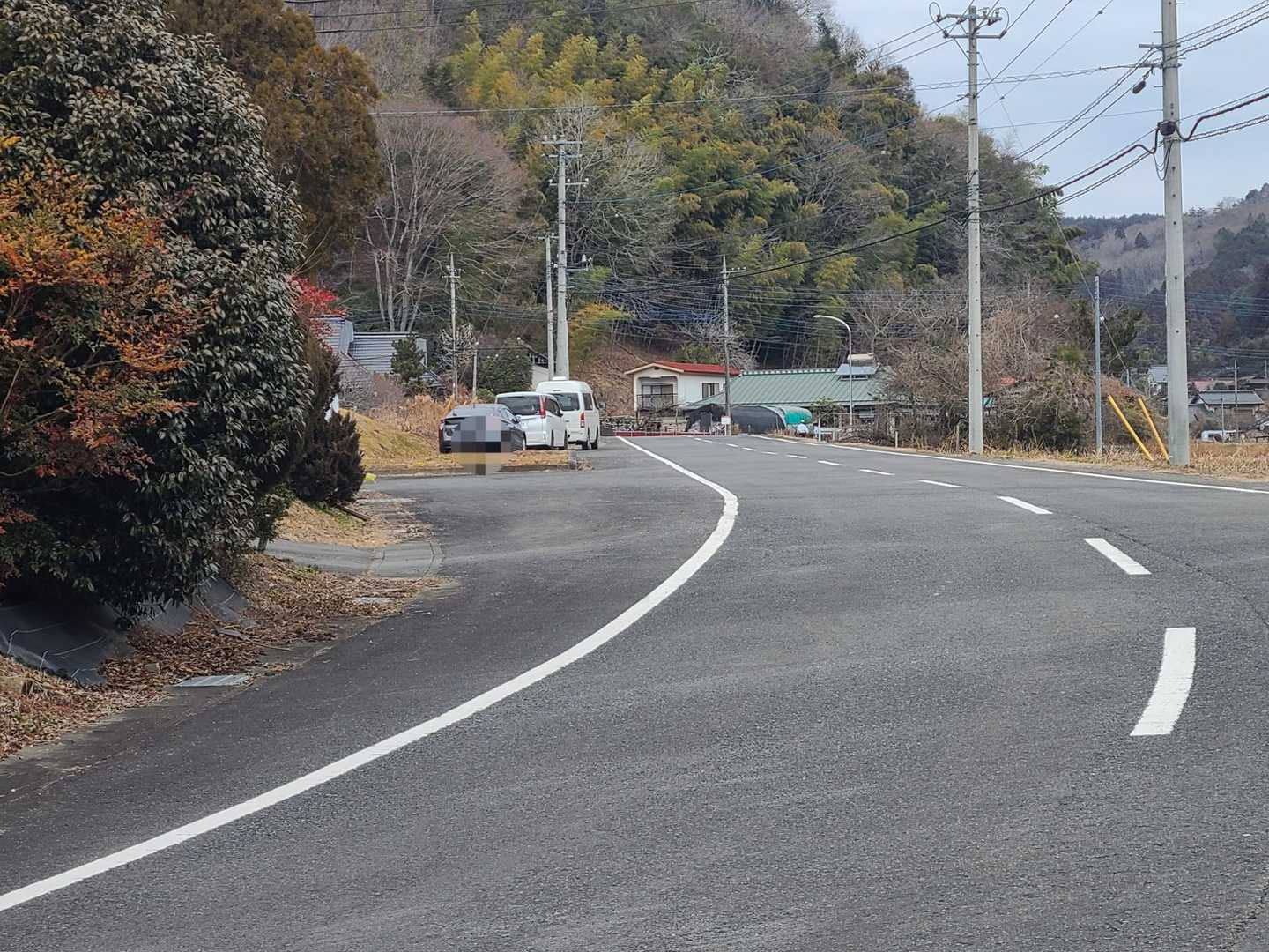 登山口あたりで、2パーティーとスライド。車は3台に増えていました。