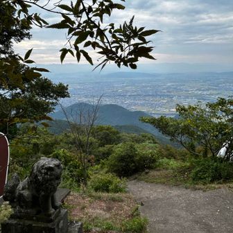 山頂から　前日はあんなに晴れてたのに…😑
