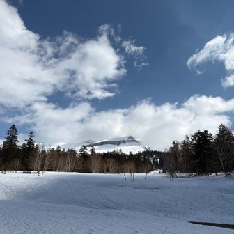 無事下山
正面は前十勝　三段山は雲の中