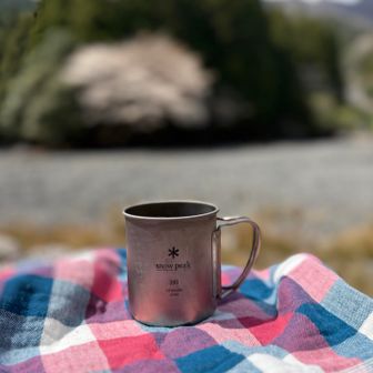 
　　　　　　　春の山麓カフェ♪
　　　　　　　　
　　　　　　　ここにも至福の時間
