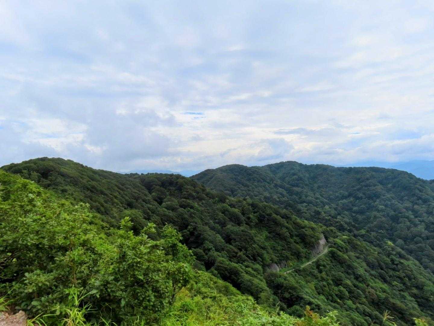 前山-白兀山-蛇尾山-夕霧峠 周回コースの写真