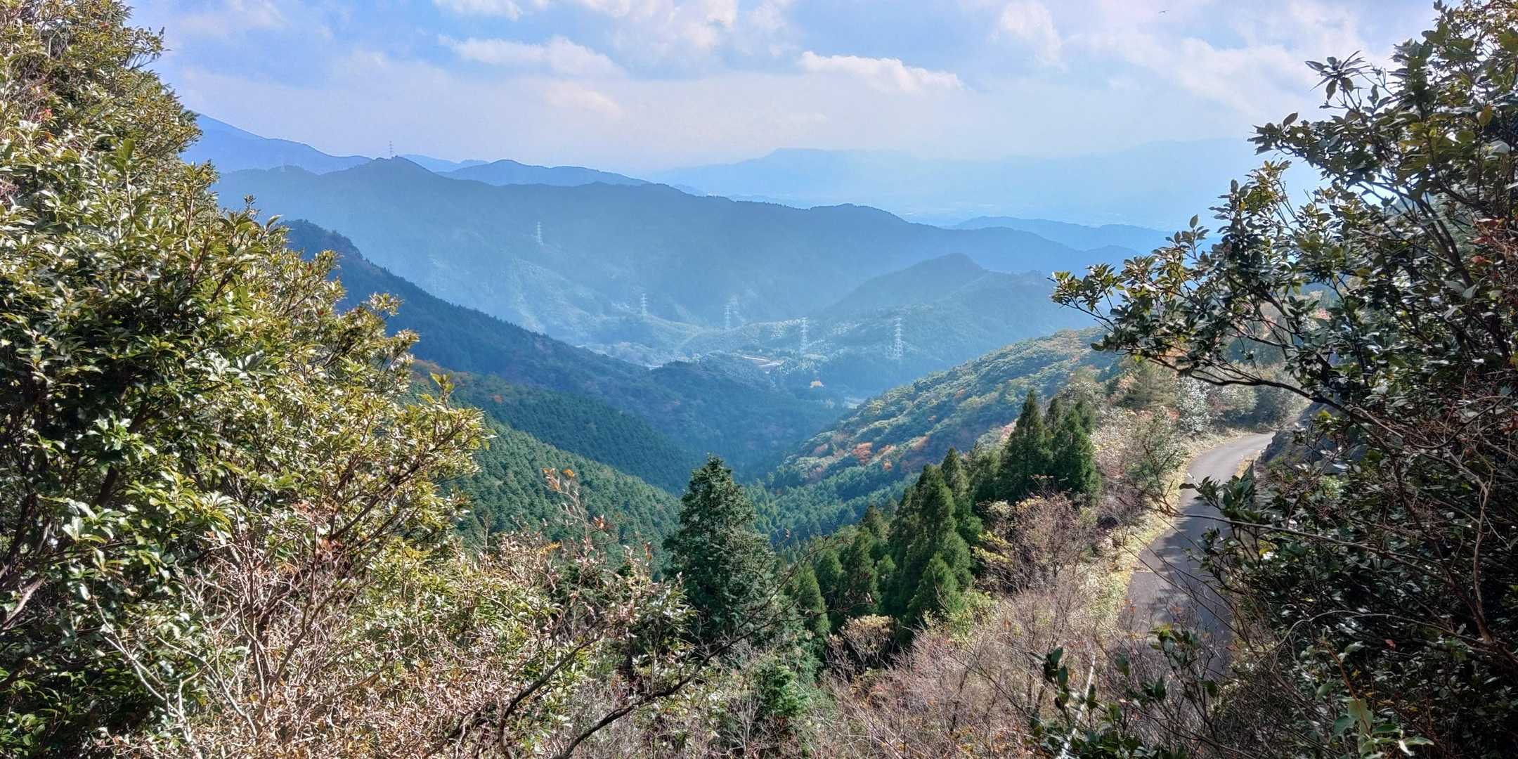 作礼山登山口-作礼山-奥作礼山一ノ岳-重岩山-奥作礼三ノ岳 周回コースの写真