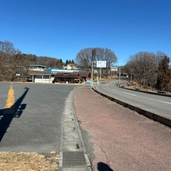 駐車場🅿️はガラガラ　のちほど数人に会いました
