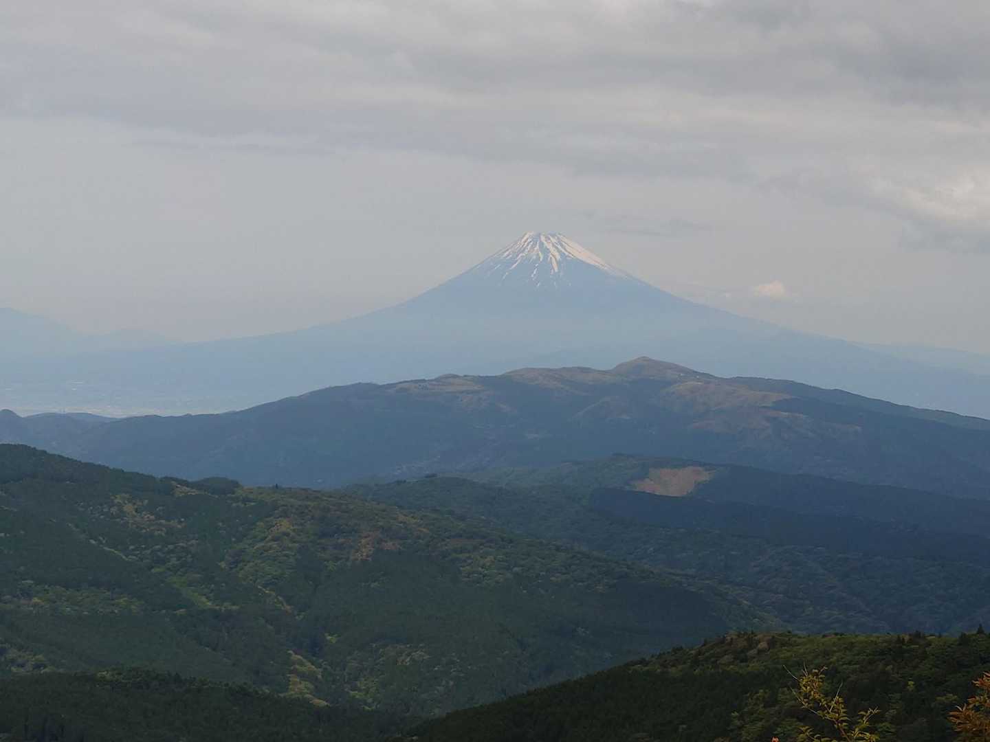 富士山
何気なく撮った画像で気づくことがありました