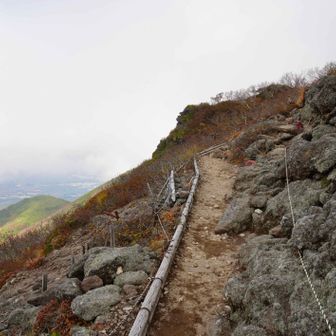 独立峰なので、津軽平野がよく見渡せる