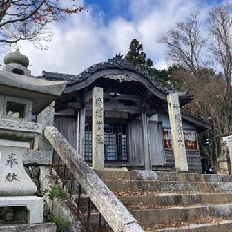 山頂の霧峯神社