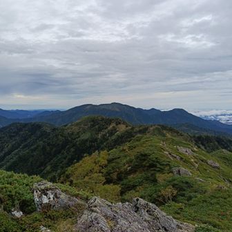 光岳が近づいてきた（どれ？）