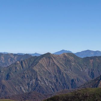 茂倉岳と燧ケ岳、至仏山