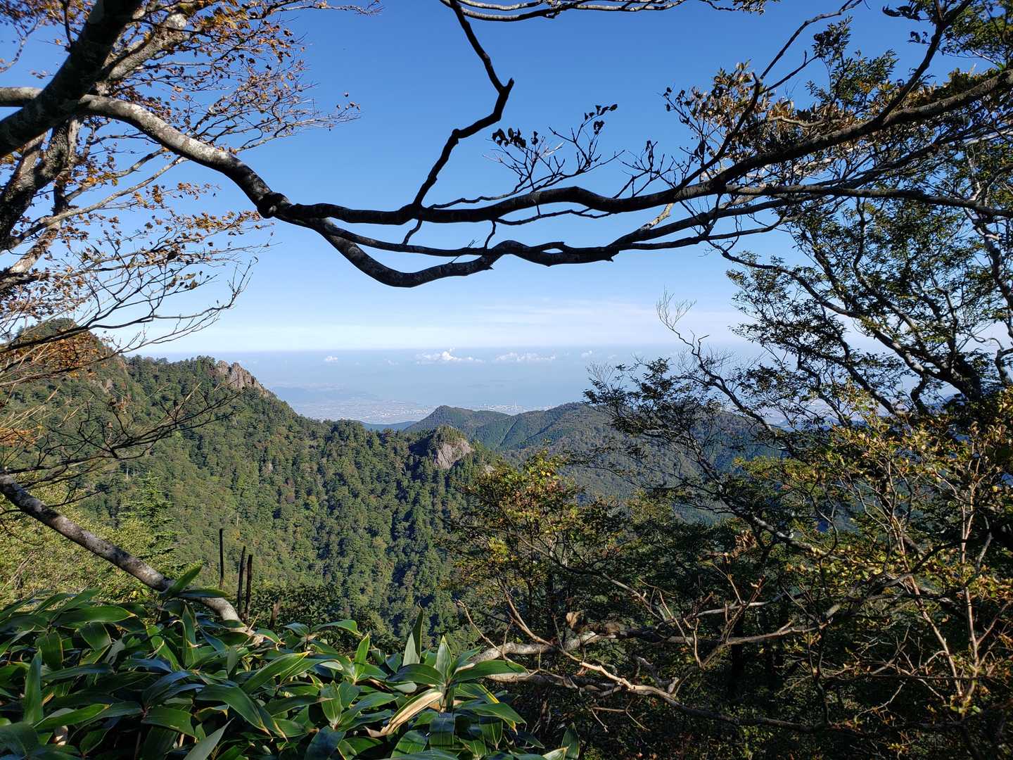 石鎚神社 土小屋遙拝殿-土小屋登山口-天狗岳-夜明峠-剣山 縦走コースの写真
