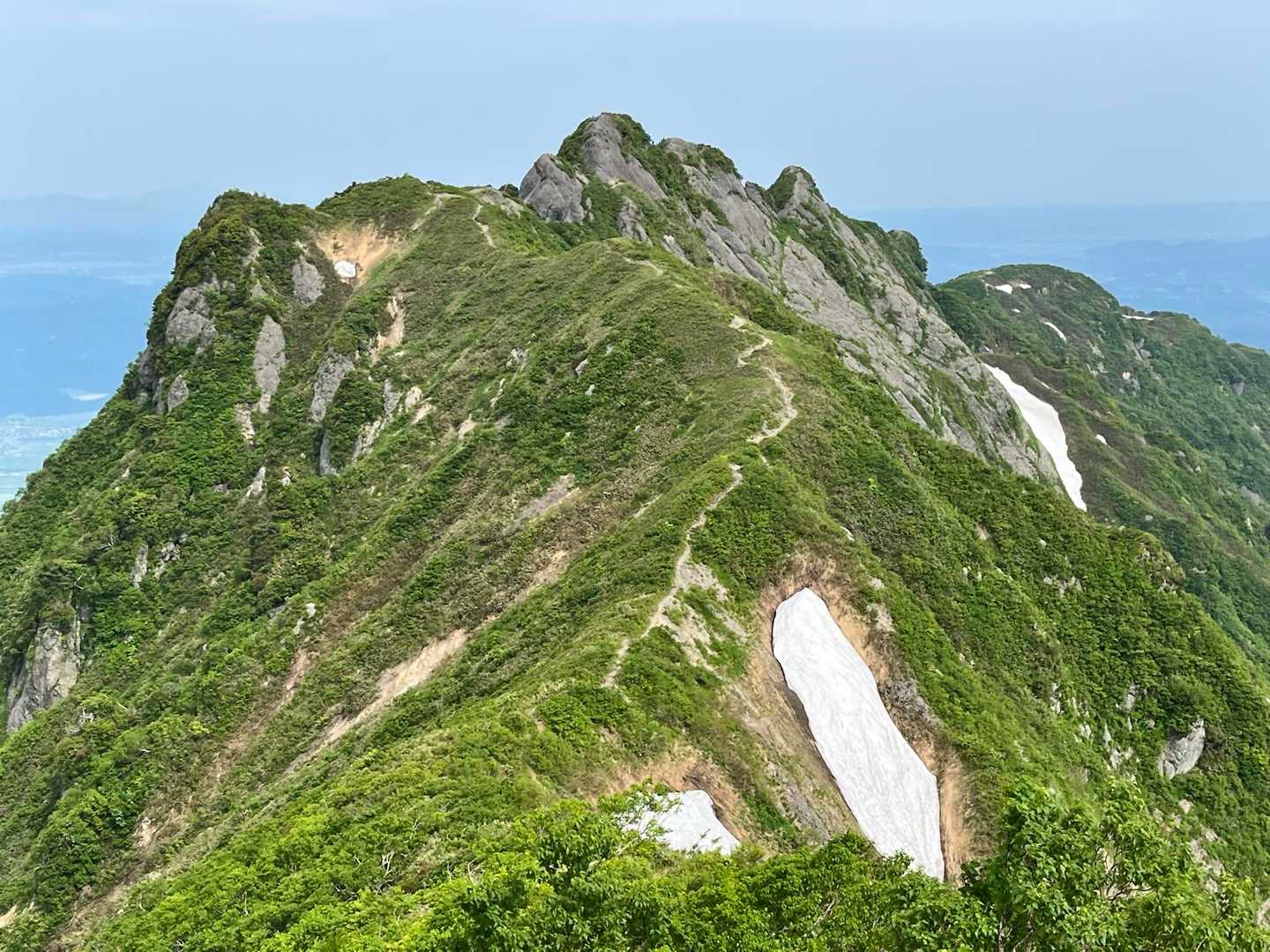 大日岳・八海山（入道岳）・地蔵岳・薬師岳・浅草岳・池ノ峰 / makoの