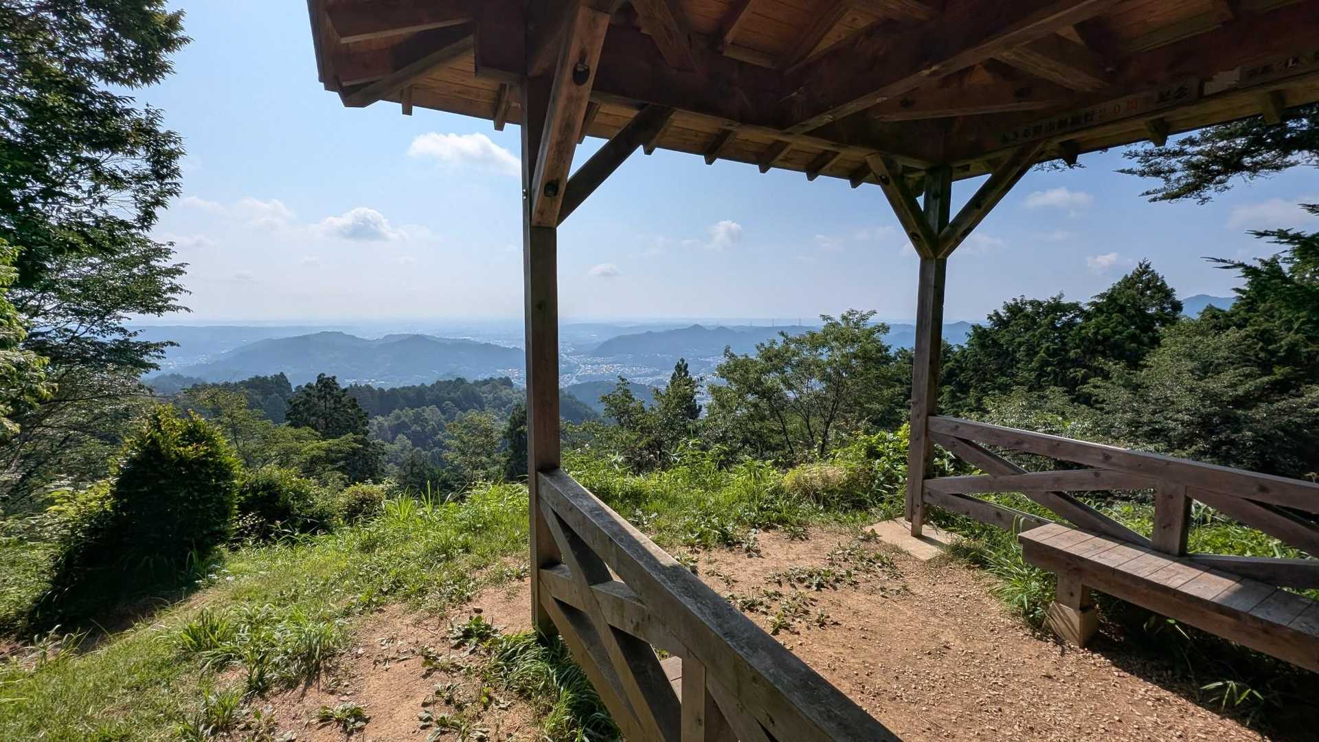 東屋