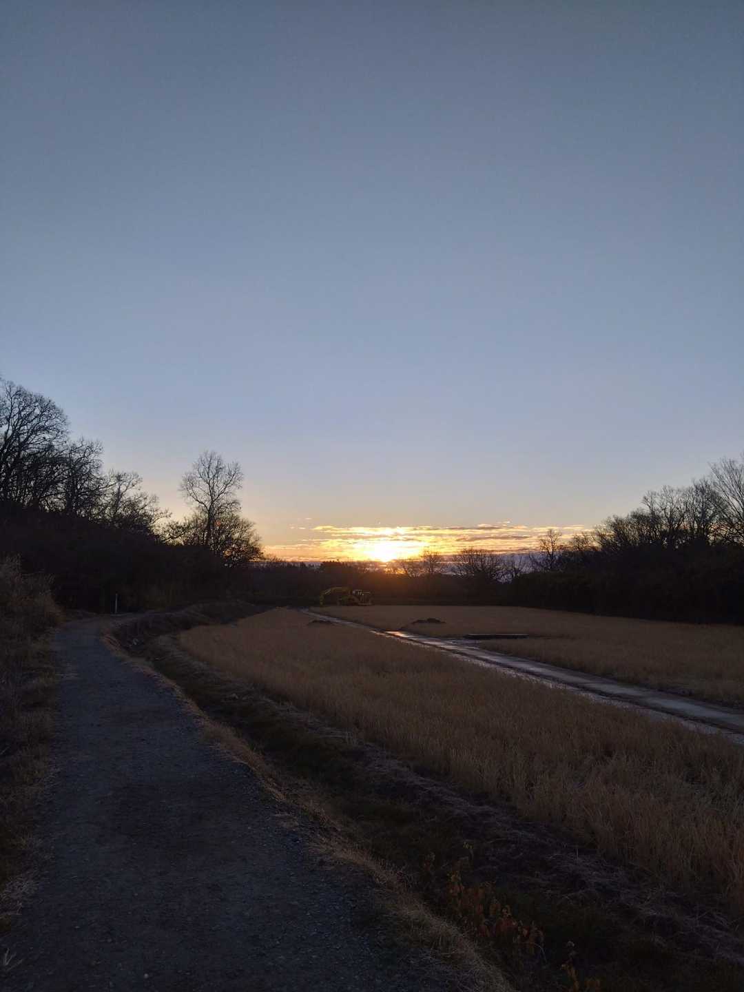 雲多め🌅寒い