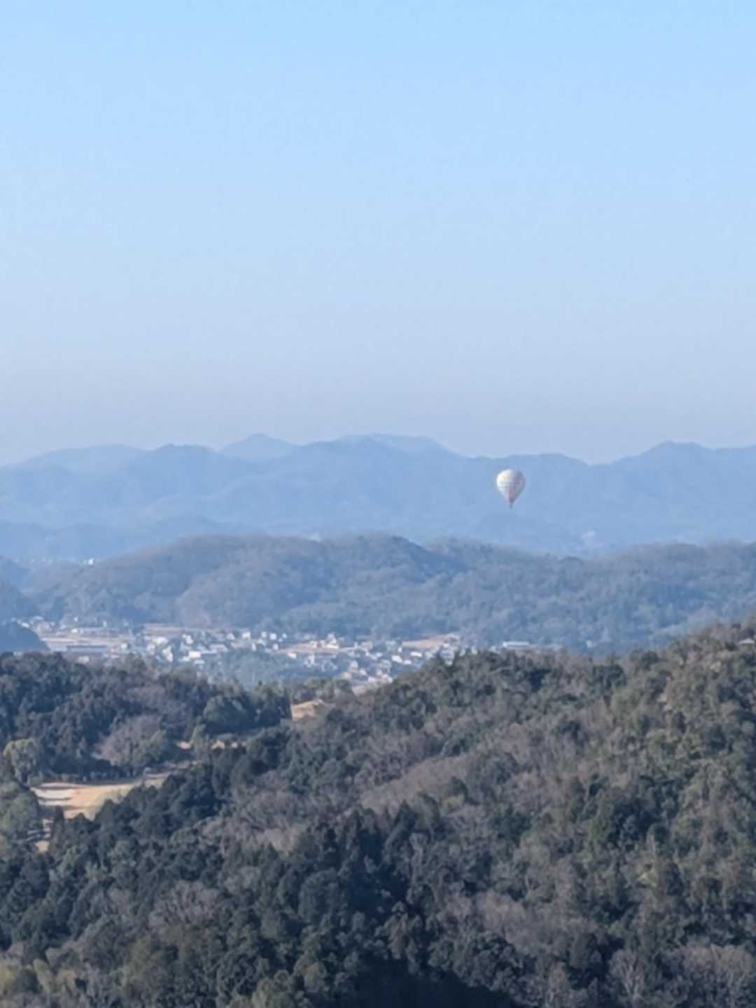 加西市は気球の飛ぶ町として有名。気球が見れて良かった！
手を振ったけど見えないよねー