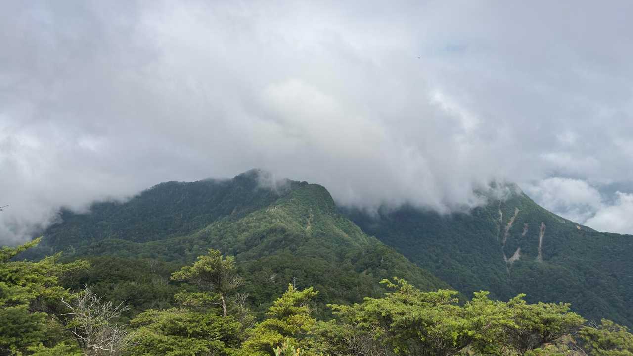 皇海山（鋸山周回）、日帰り最難関 の写真 11