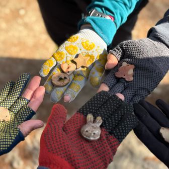 備前焼のマスコットご自由にお持ち帰りくださいみたいなことが書いてあった☺️
ありがとうございます😃