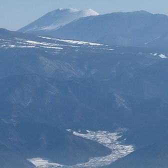 浅間山が遠くにちらり
ガトーショコラで無くレアチーズ化してました🧀