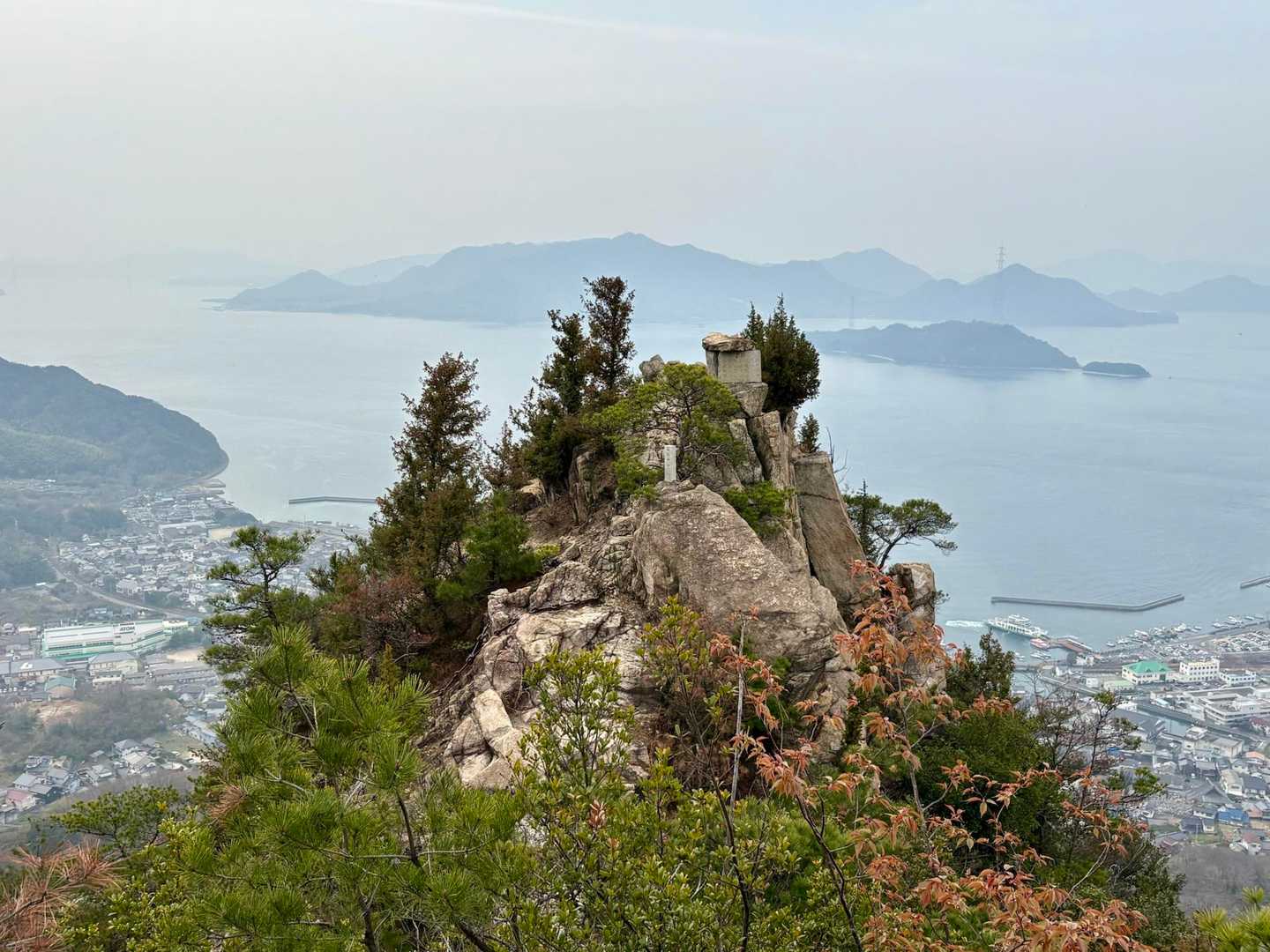 先ほどの石鎚神社さまを振り返って📸
カバーにしてる人が多いのも頷ける🙂‍↕️