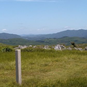 山頂から西北