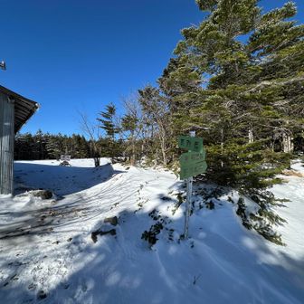 左　西岳　右　権現岳