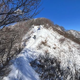 第二小屋からすぐの細道