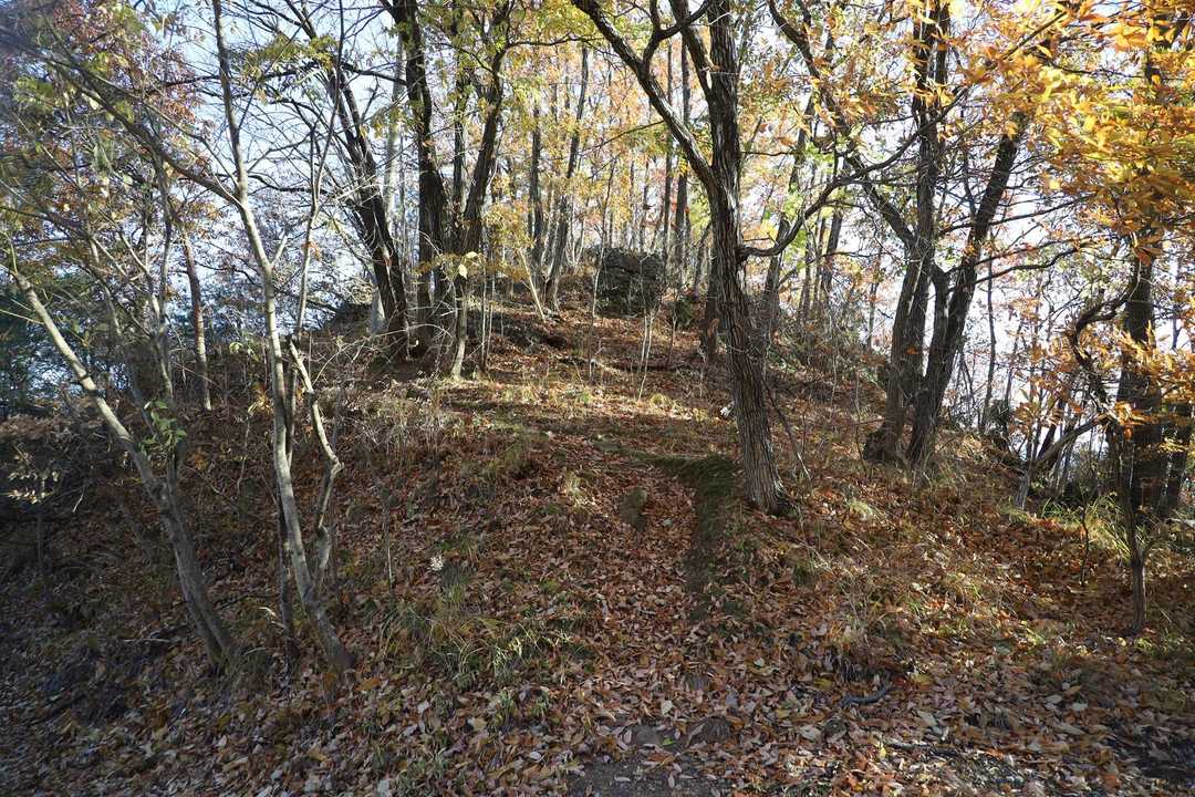 三光寺山への登り口。取り付きはわかりやすい。